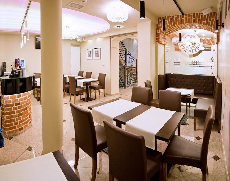 Hotel Fryderyk نيسة المظهر الخارجي الصورة