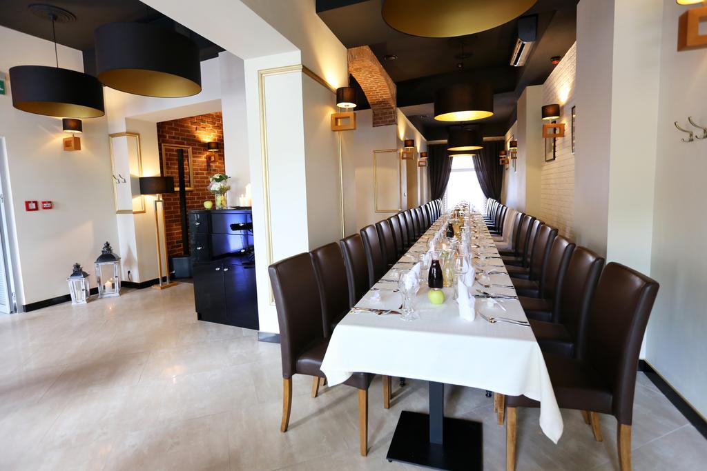 Hotel Fryderyk نيسة المظهر الخارجي الصورة